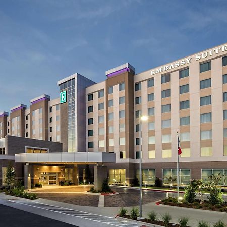 Embassy Suites By Hilton College Station Extérieur photo