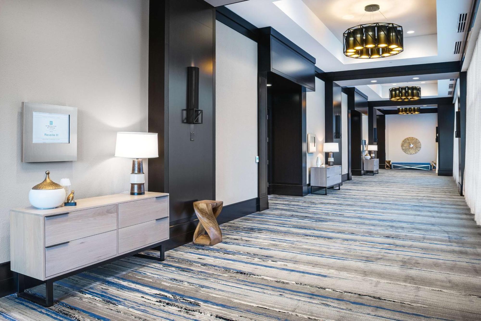 Embassy Suites By Hilton College Station Extérieur photo
